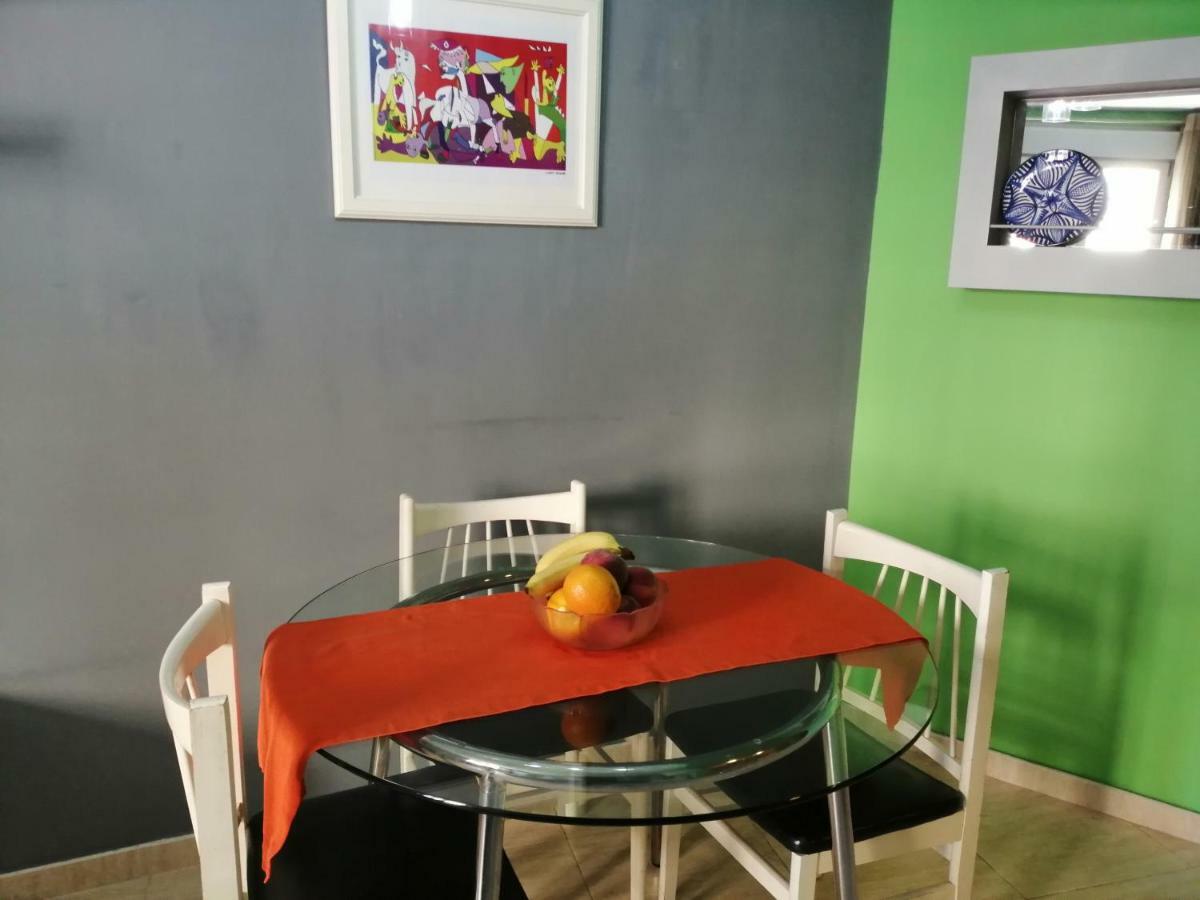 Апартаменты Apartamento Teatro Del Mercado Сарагоса Экстерьер фото
